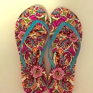 Vera Bradley flip flops